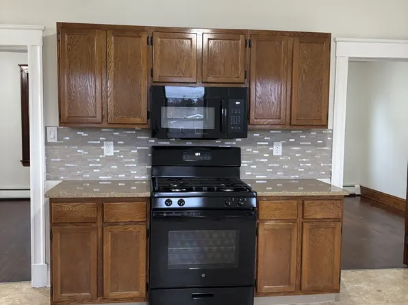 18 Carmody St Floor 2, New Britain, CT 06053