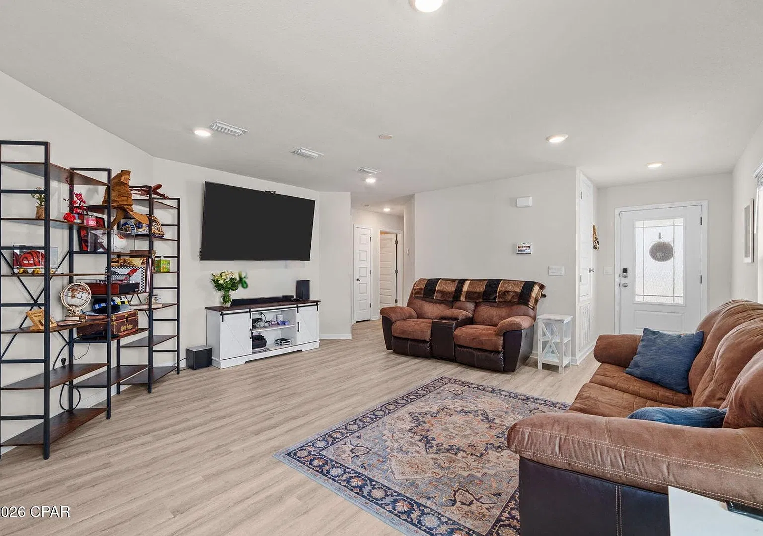 6619 Atkins Rd — Photo 3