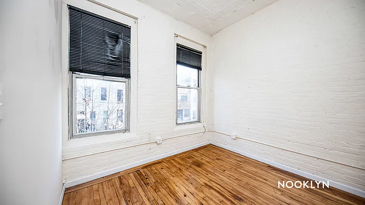 Rented by Nooklyn NYC LLC | media 34