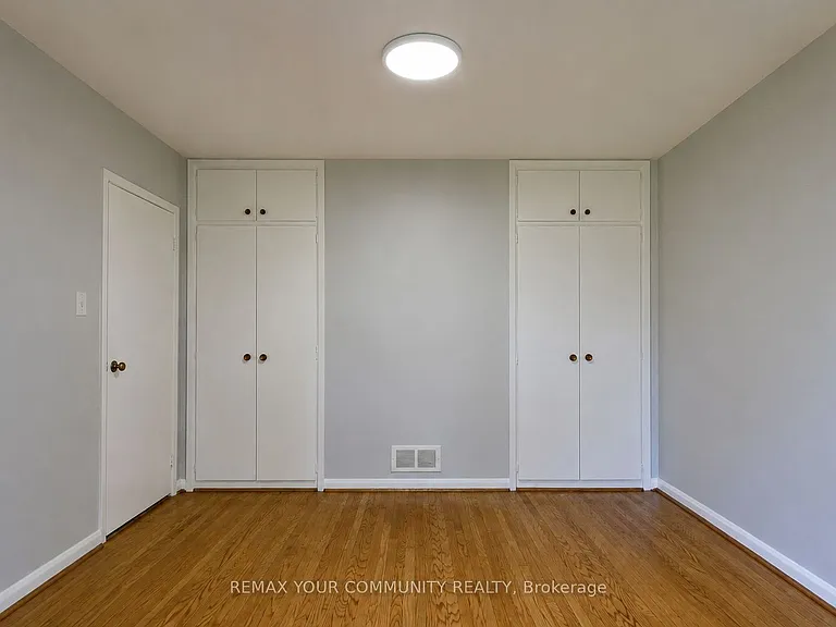 98 Wigmore Dr — Photo 8
