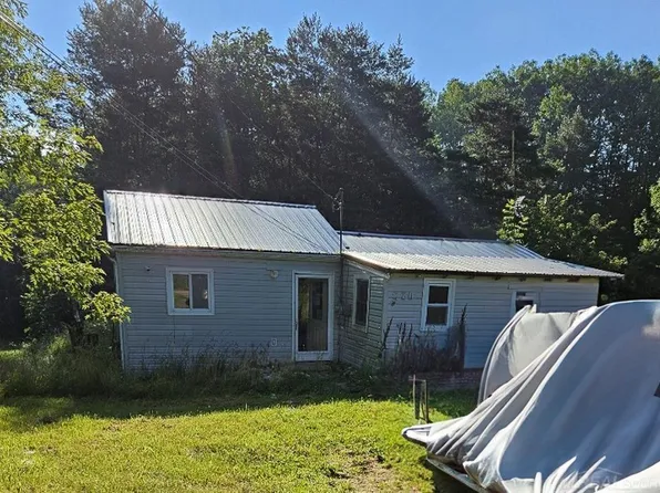 5200 Half Moon Dr, Lake, MI 48632