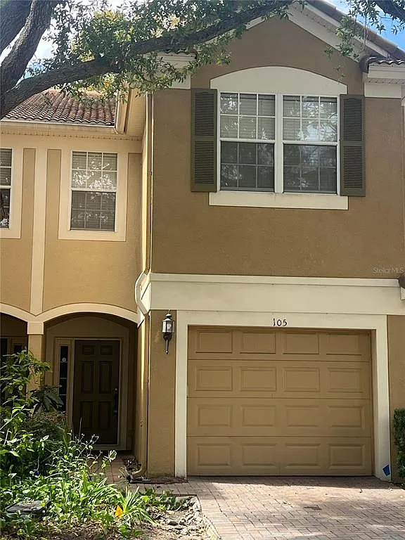 3 bed, 2.5 bath, 1682 sqft, $2,200 — Photo 1