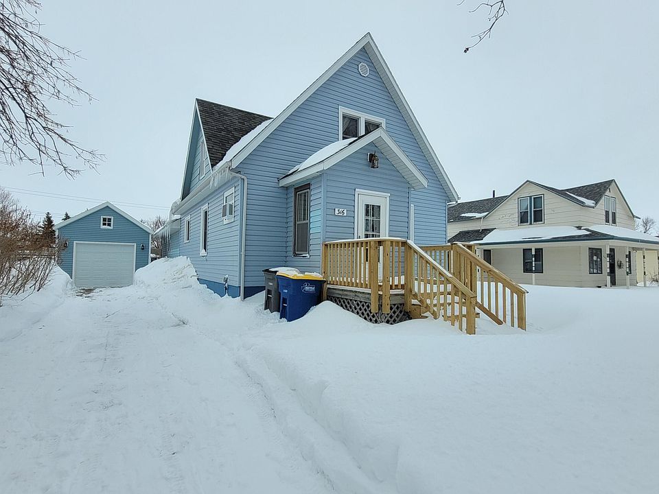 316 3rd St S, Ellendale, ND 58436 Zillow