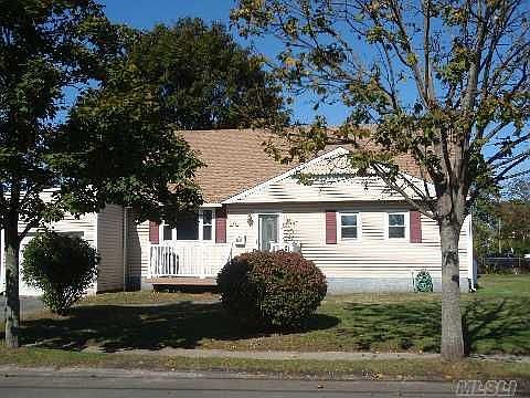 2nd image of 78 Edmore Ln N