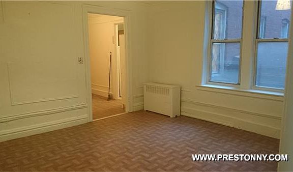 5th image of 272 Sherman Ave APT 2D