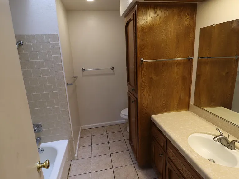 160 W Portland Ave — Photo 10