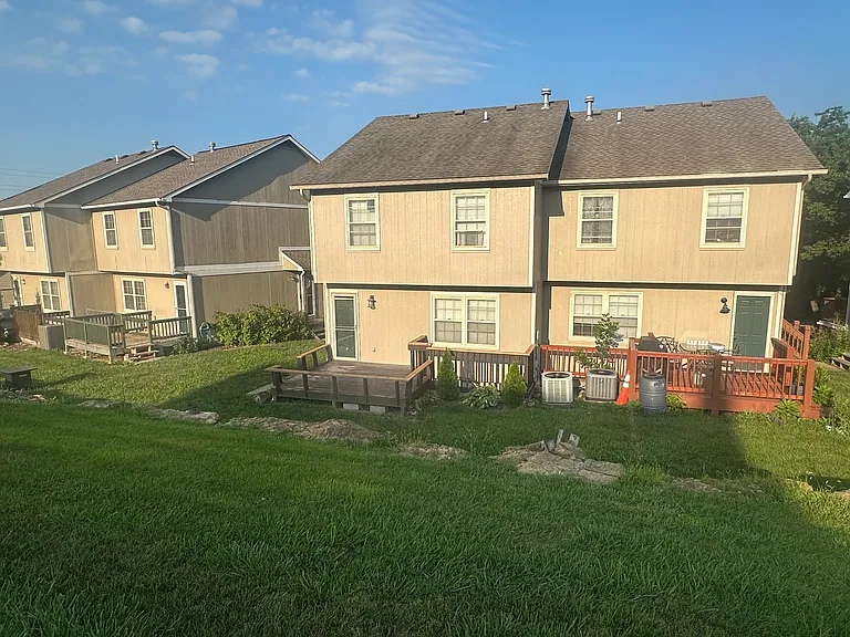 1422 Anthony Michael Dr — Photo 32