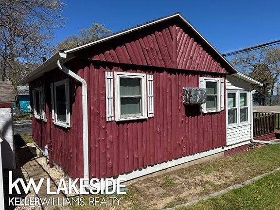 4th image of 4631 Port Austin Rd