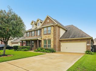 4220 Walnut Bend Dr, Friendswood, TX 77546