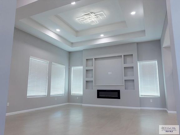 3rd image of 4901 San Fernando River Cir