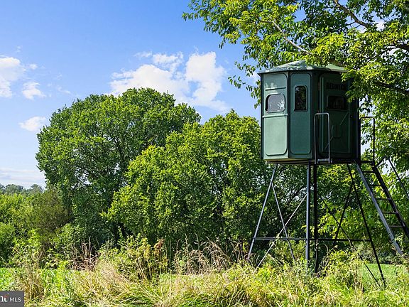 4th image of 21100 W Offutt Rd