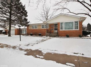 54 Francis Ln, Chicago Heights, IL 60411