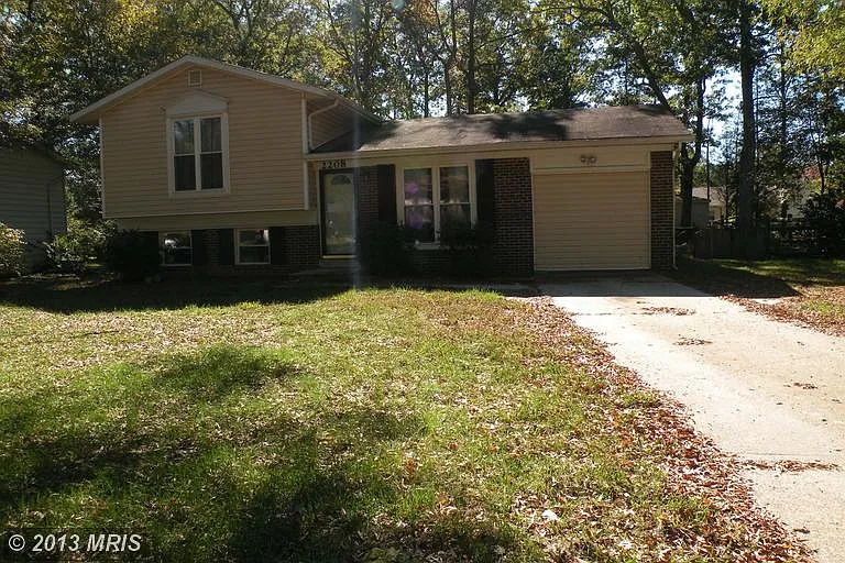 2208 Elgin Ct photo 1