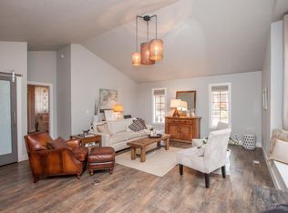 60010 River Bluff Trl, Bend, OR 97702