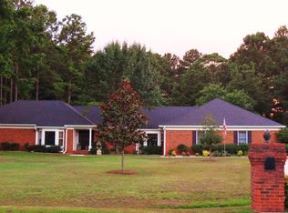 165 Rolling Meadows Trl, Fayetteville, GA 30215