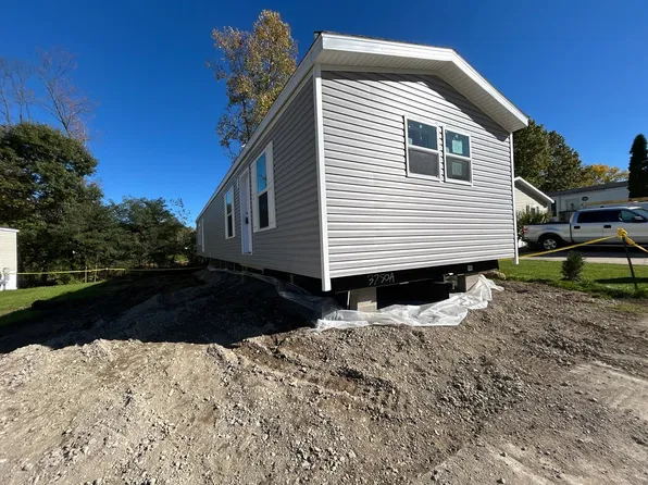 2657 Meadowlark #163, Brighton, MI 48114