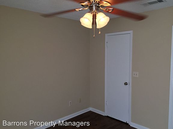 4th image of 3266 Maplewood Dr APT A