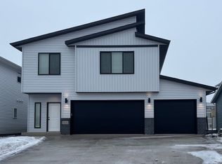 1025 60th Ave W, West Fargo, ND