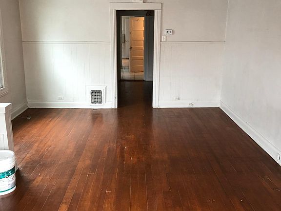 4th image of 1108 E 4th Ave