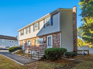 Decatur Parkway Townhouse, Arlington, MA 02474