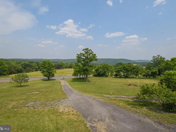 7133 Northwestern Tpke, New Creek, WV 26743