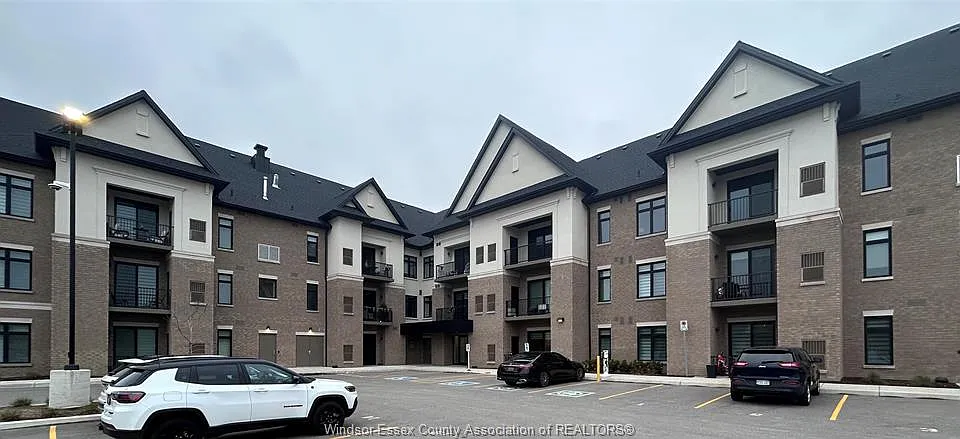 1855 Wyoming Ave #305