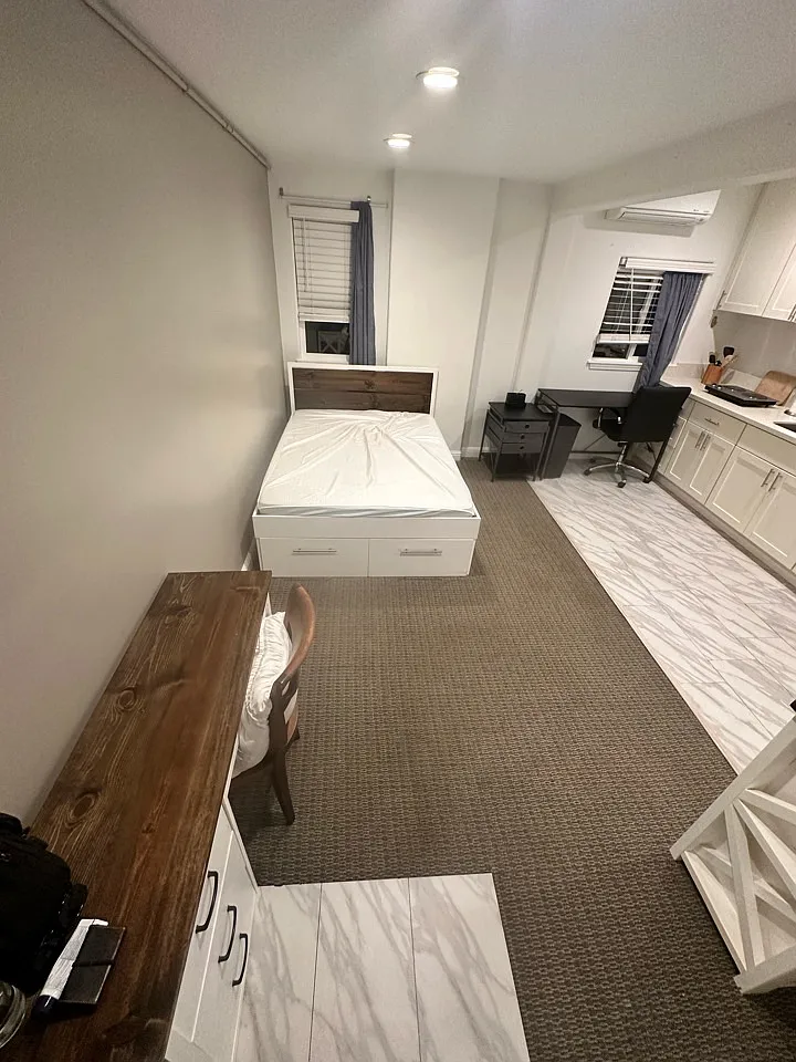 Studio, 288 sqft, $1,750 — Photo 1