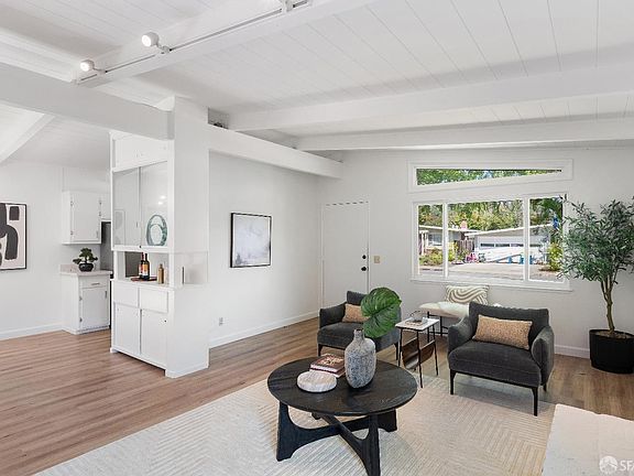 4th image of 60 Callie Ln