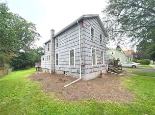 38 Adams St, Brockport, NY 14420