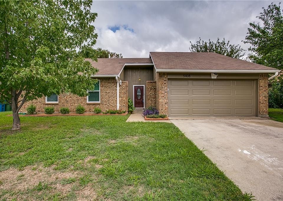1st image of 5408 Briar Ln