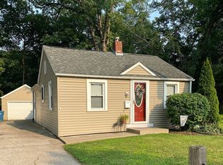 2732 4th St #A, East Moline, IL 61244