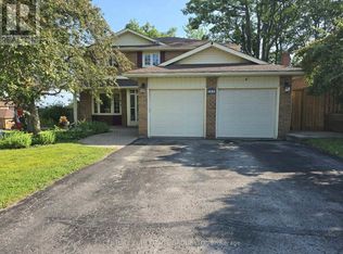 163 Fox Run, Barrie, ON L4N6E3