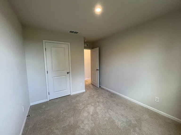1532 39th Avenue Loop Northeastunit #5 — Photo 27