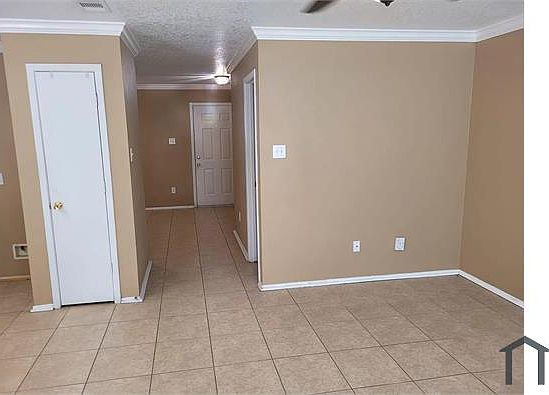 3rd image of 20910 Patriot Park Ln