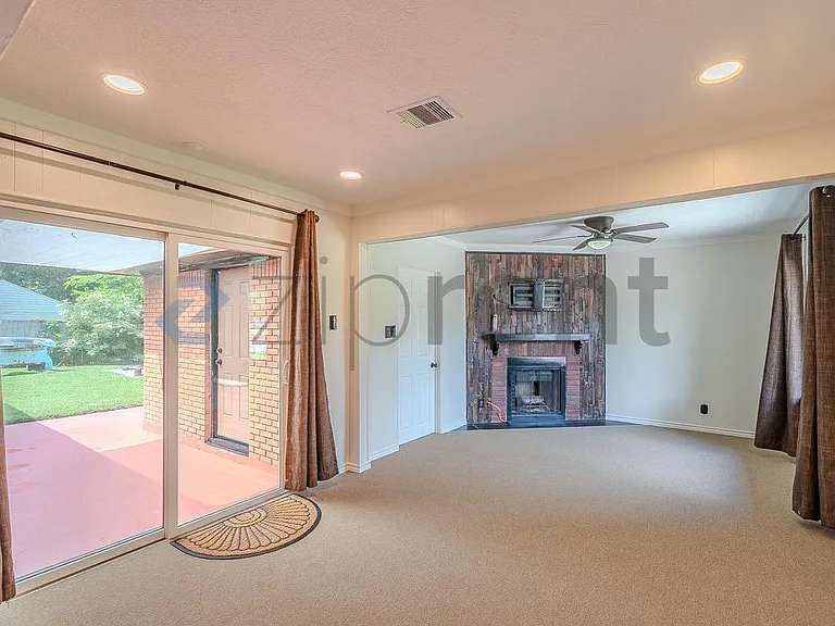 4701 W 43rd St — Photo 11