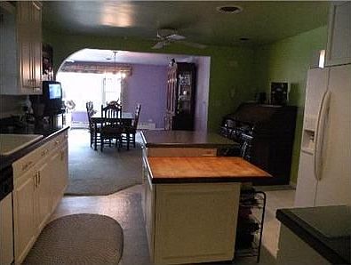 5th image of 2135 Hyde Park Ave