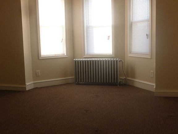 2nd image of 6100 Grays Ave