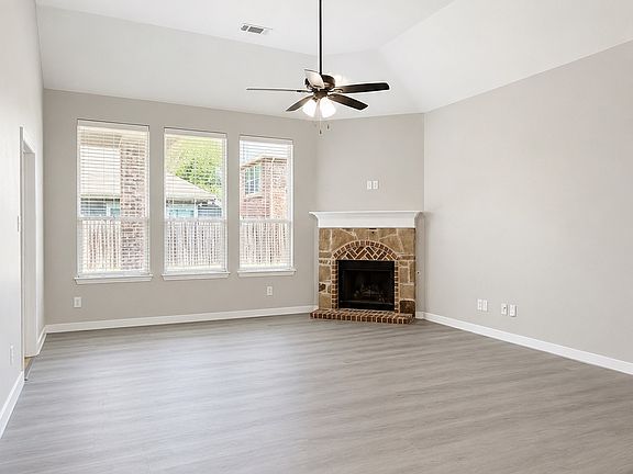 5th image of 1501 Toucan Dr