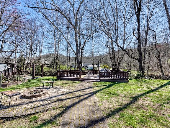 5th image of 181 Vista Cir
