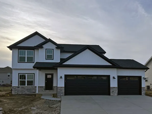 1711 Littlefield Ln, Mahomet, IL 61853
