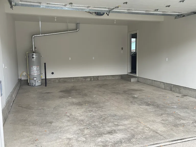 3318 SE Summerfield Dr — Photo 3