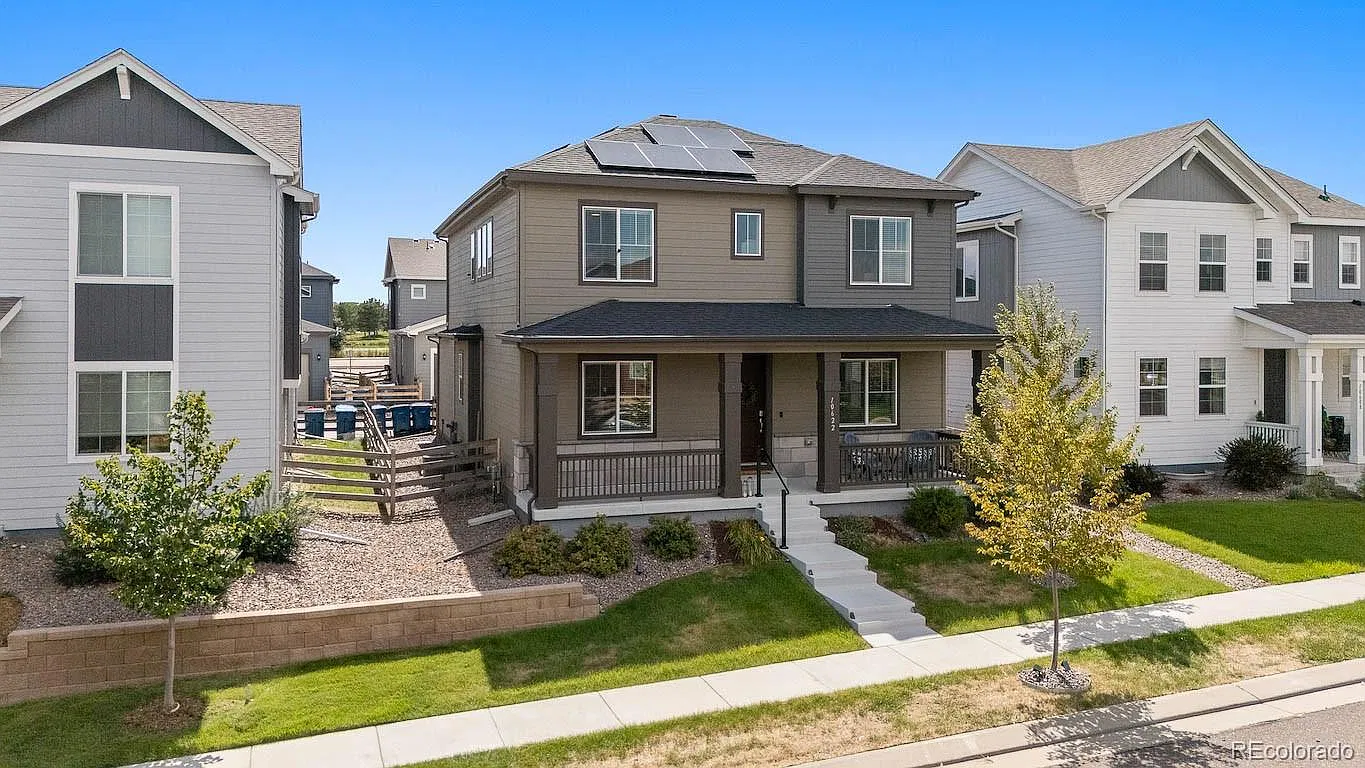 4 bed, 3.5 bath, 2951 sqft, $3,695 — Photo 1