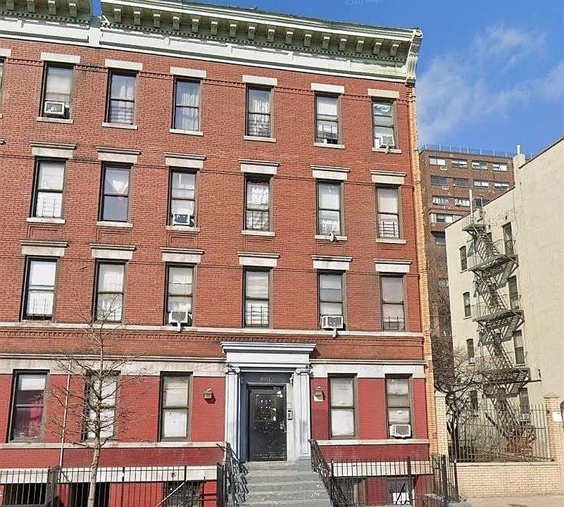 1st image of 2089 Webster Ave