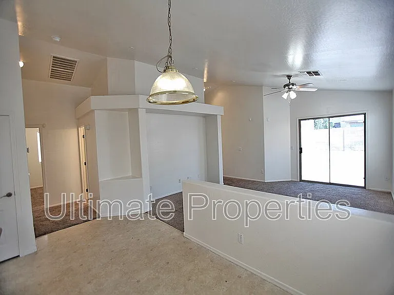 5921 S 249th Dr — Photo 5