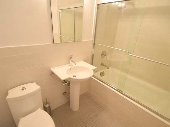 The Churchill - Bathroom - WPC-07K