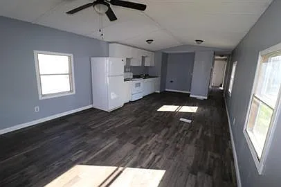 2009 Greenway St — Photo 7