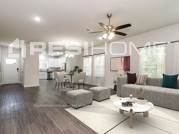 5th image of 3200 Chippewa Trl