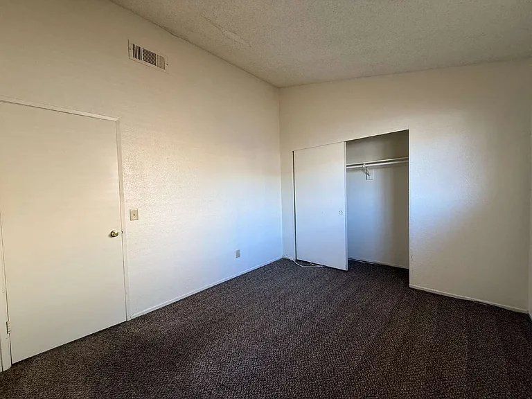 364 Rio Grande Ct #A — Photo 14