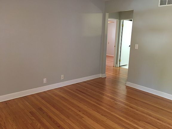 4th image of 915 N 12th St