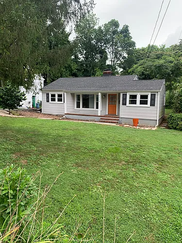 1515 Cherry Ave Photo 1